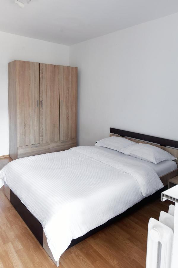 Bta Apartment Manastur คลูจ-นาโปกา ภายนอก รูปภาพ