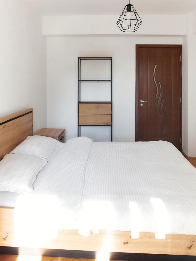 Bta Apartment Manastur คลูจ-นาโปกา ภายนอก รูปภาพ